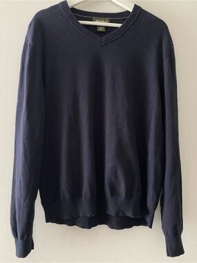 Eddie Bauer Men's V-Neck Navy Sweater